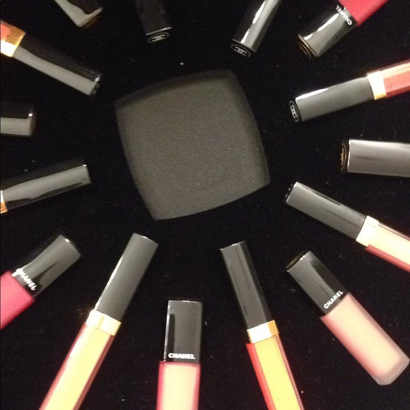 Sold separately Chanel lip bundle- rare authentic - Picture 4 of 11